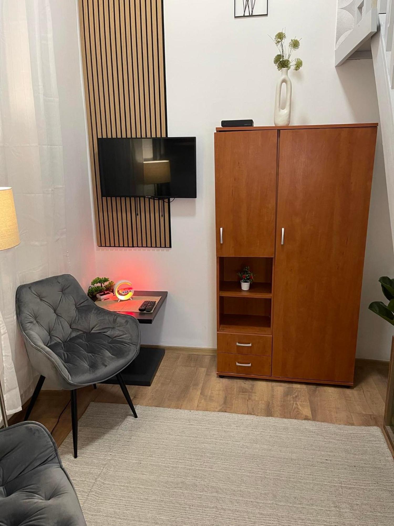 Ernesto 17 With Free Parking Possibility Apartment Budapest Exterior photo
